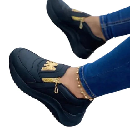 A Women Casual Platform Sneakers