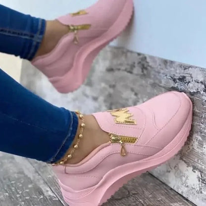 A Women Casual Platform Sneakers