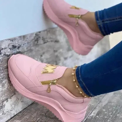 A Women Casual Platform Sneakers